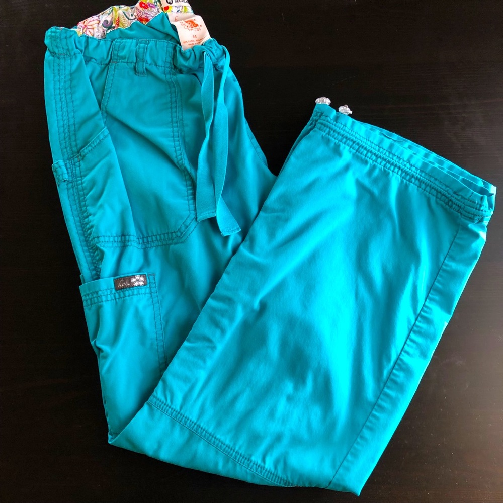 koi Scrub Lindsey Cargo pants Turquoise Size med